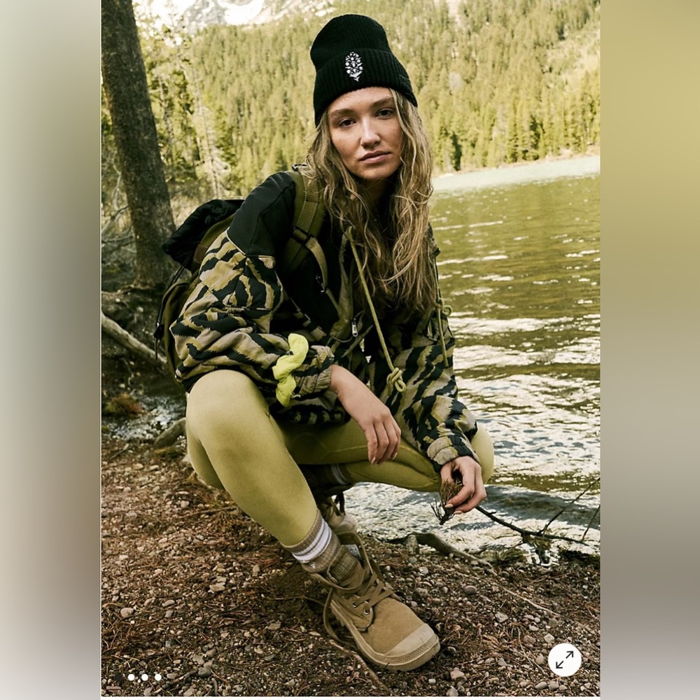 Free People Movement Walk The line Black and Geen Tiger Print Pullover Small